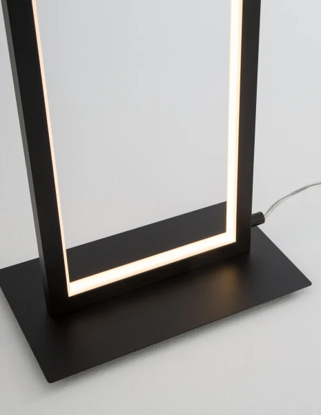 Stojace lampy -  Novaluce LED stojací lampa Cornice